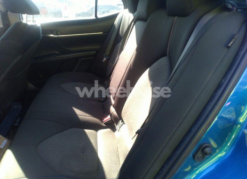 Photo 8 of 2020 Toyota Camry LE (VIN 4T1C11AK9LU386250)