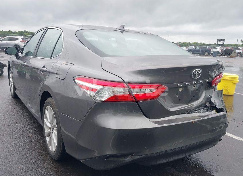 Photo 3 of 2020 Toyota Camry LE (VIN 4T1C11AK9LU891236)