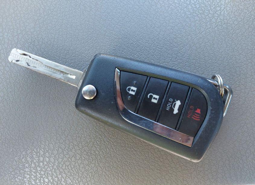 Photo 11 of 2020 Toyota Camry LE (VIN 4T1C11AK9LU926759)