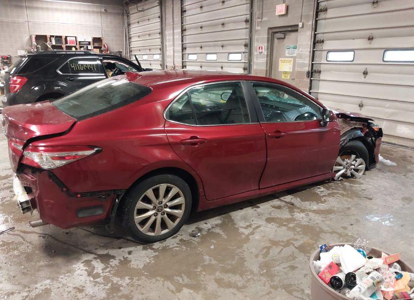 Photo 13 of 2020 Toyota Camry LE (VIN 4T1C11AK9LU930732)