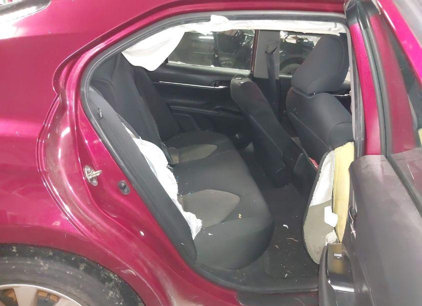 Photo 8 of 2020 Toyota Camry LE (VIN 4T1C11AK9LU930732)