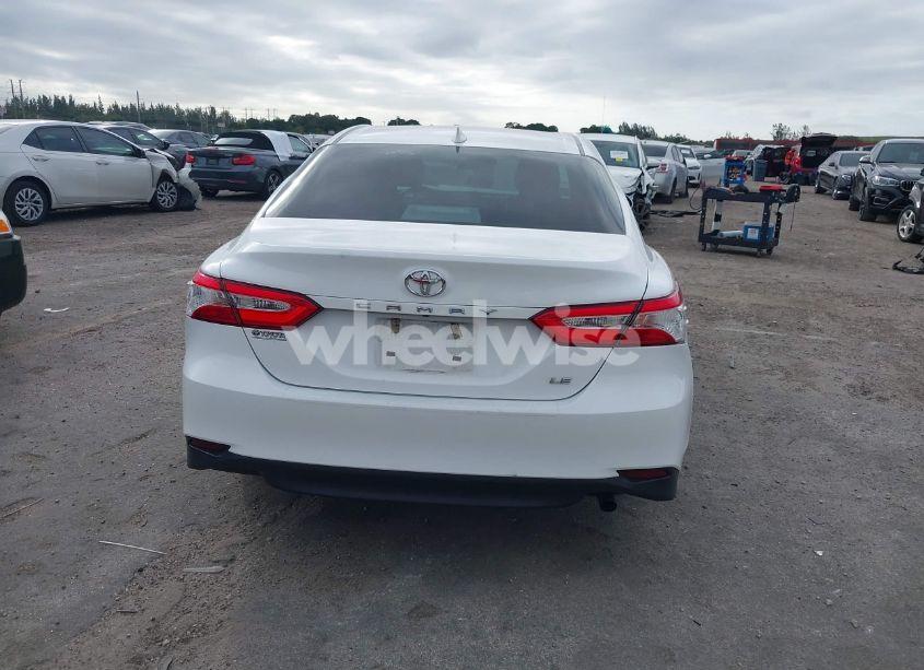 Photo 16 of 2020 Toyota Camry LE (VIN 4T1C11AK9LU934540)