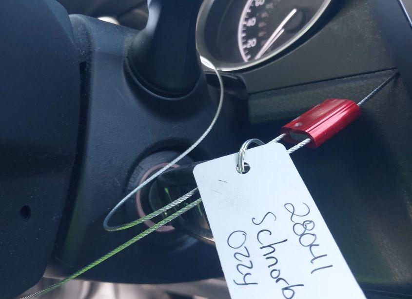 Photo 11 of 2021 Toyota Camry LE (VIN 4T1C11AK9MU541624)