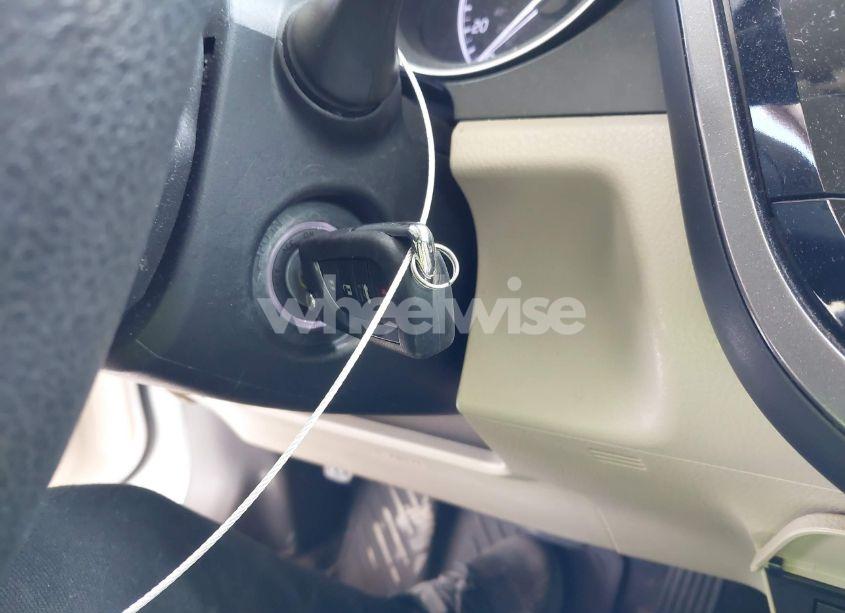 Photo 11 of 2021 Toyota Camry LE (VIN 4T1C11AK9MU584845)