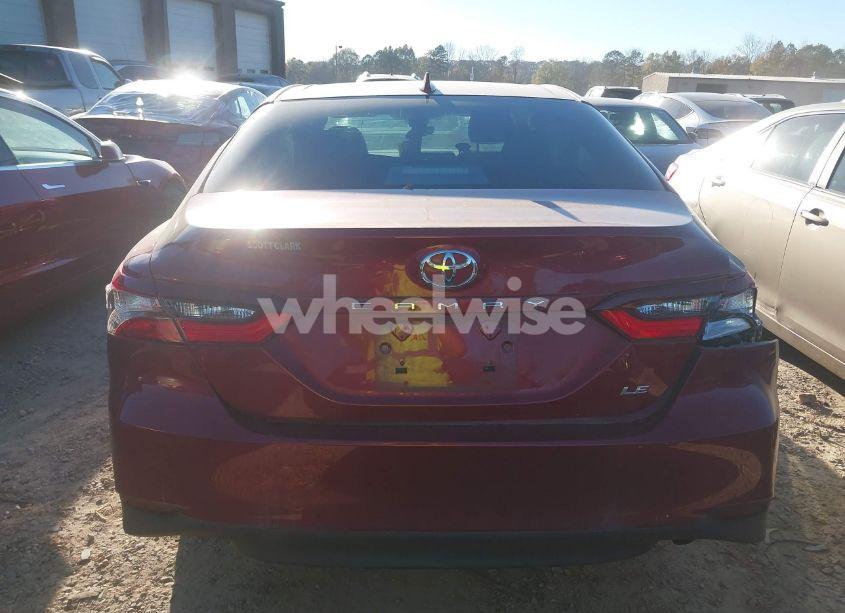 Photo 17 of 2021 Toyota Camry LE (VIN 4T1C11AK9MU600915)