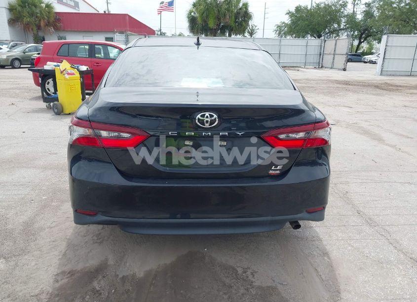 Photo 16 of 2022 Toyota Camry LE (VIN 4T1C11AK9NU057342)