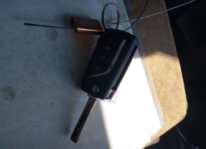 Photo 11 of 2022 Toyota Camry LE (VIN 4T1C11AK9NU059432)