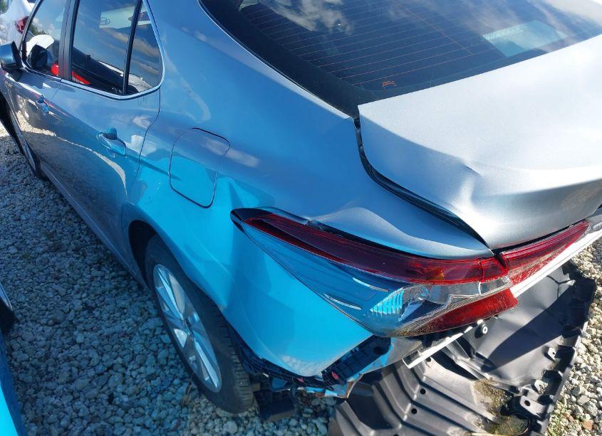 Photo 19 of 2022 Toyota Camry LE (VIN 4T1C11AK9NU059432)