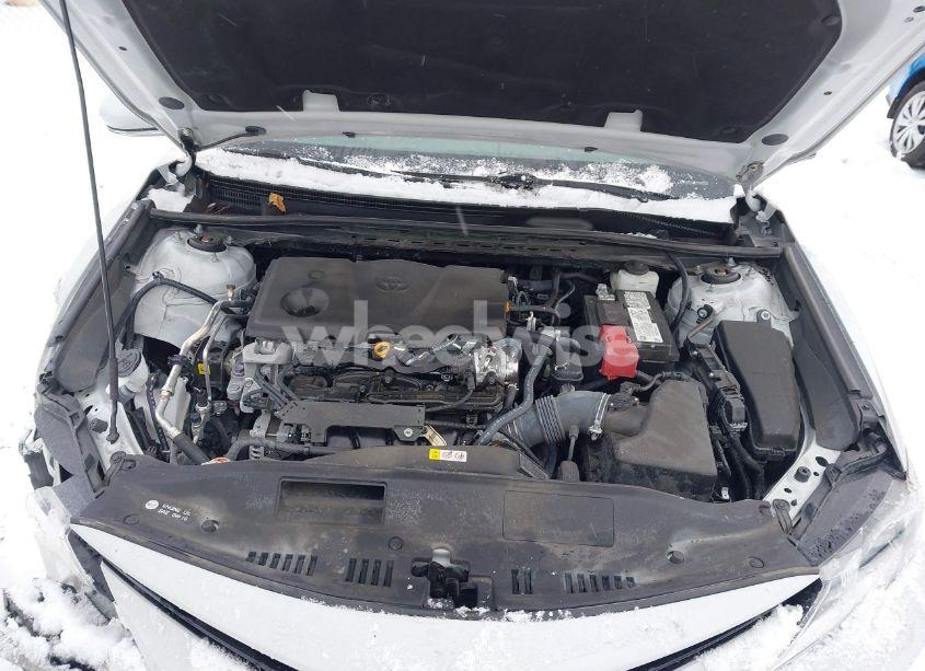 Photo 10 of 2022 Toyota Camry LE (VIN 4T1C11AK9NU076344)