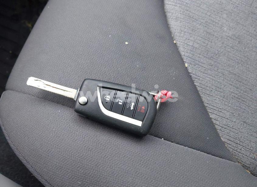 Photo 11 of 2022 Toyota Camry LE (VIN 4T1C11AK9NU076344)