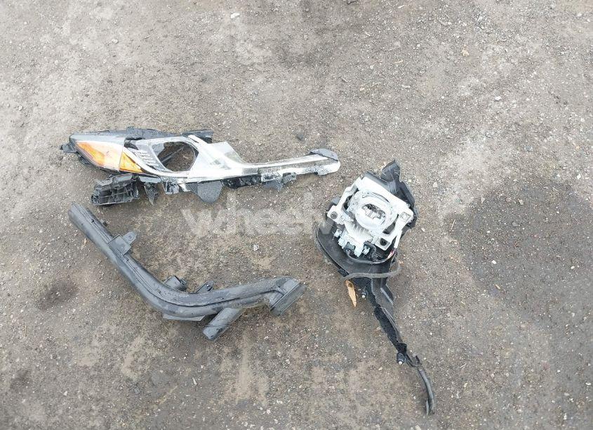 Photo 12 of 2022 Toyota Camry LE (VIN 4T1C11AK9NU617618)