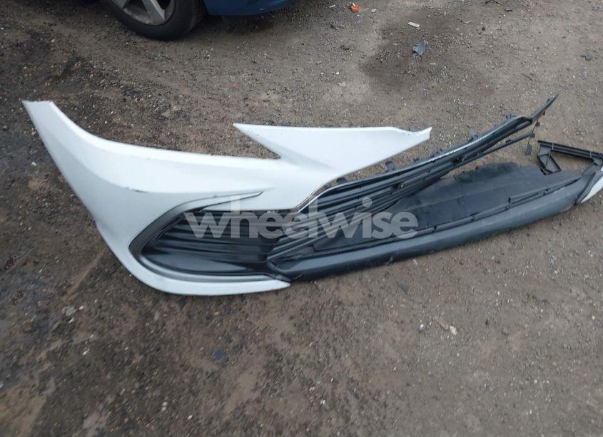 Photo 12 of 2022 Toyota Camry LE (VIN 4T1C11AK9NU637481)