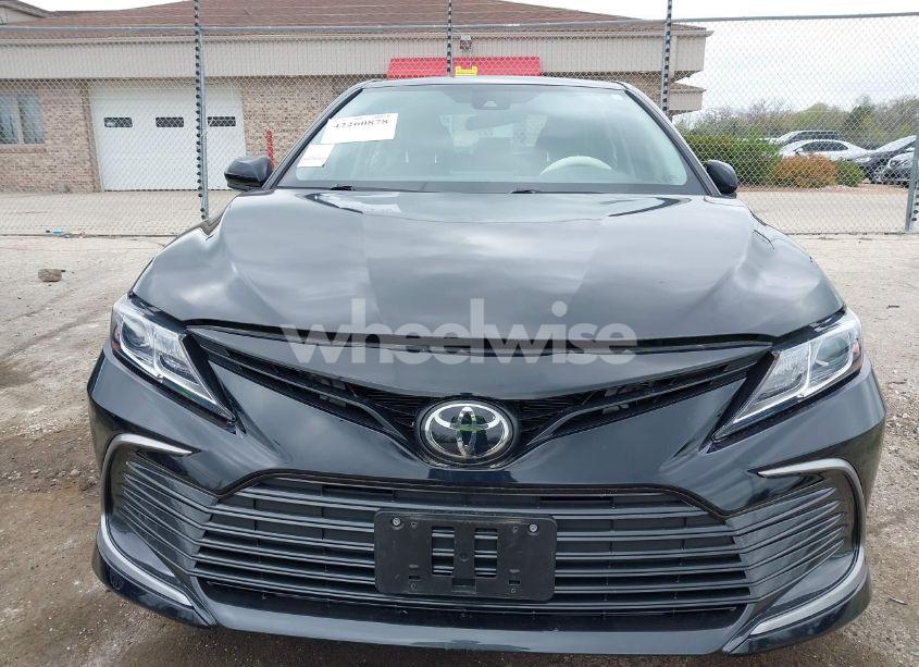 Photo 12 of 2022 Toyota Camry LE (VIN 4T1C11AK9NU650716)
