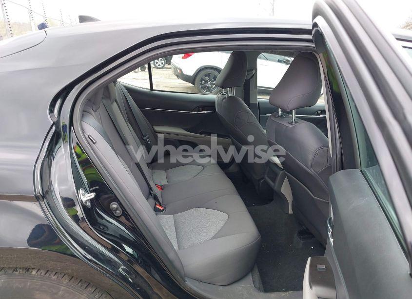 Photo 8 of 2022 Toyota Camry LE (VIN 4T1C11AK9NU650716)