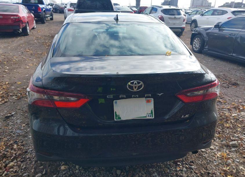 Photo 16 of 2022 Toyota Camry LE (VIN 4T1C11AK9NU672683)