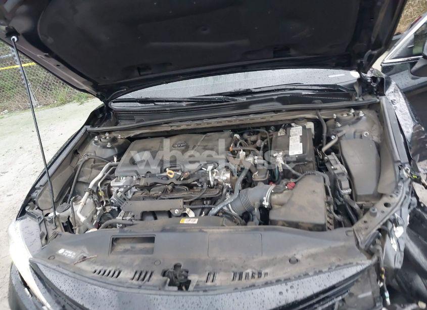 Photo 10 of 2022 Toyota Camry LE (VIN 4T1C11AK9NU683750)