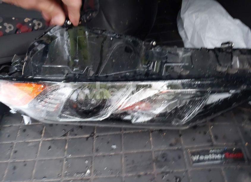 Photo 18 of 2022 Toyota Camry LE (VIN 4T1C11AK9NU683750)