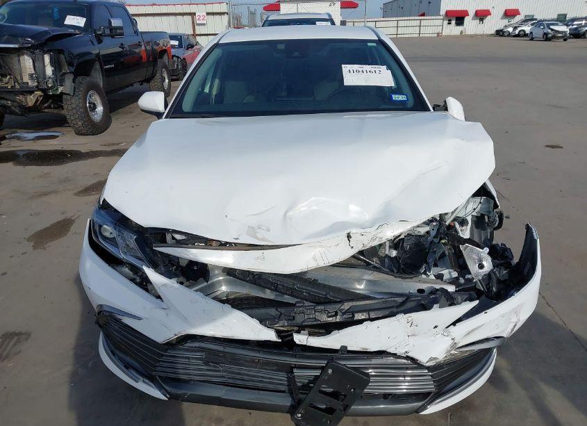 Photo 12 of 2022 Toyota Camry LE (VIN 4T1C11AK9NU691962)