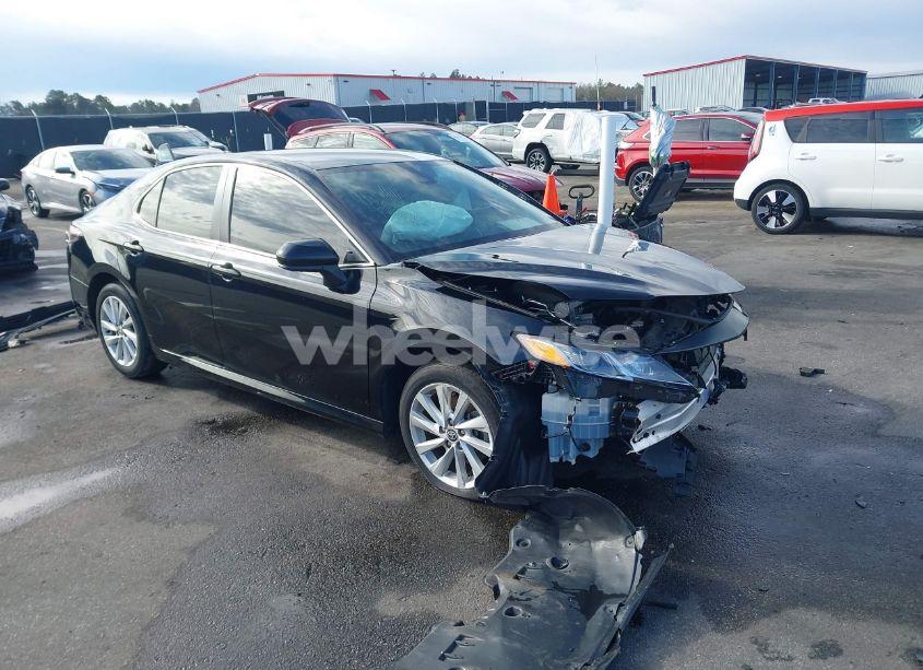 2023 Toyota Camry LE (VIN 4T1C11AK9PU109264) main photo