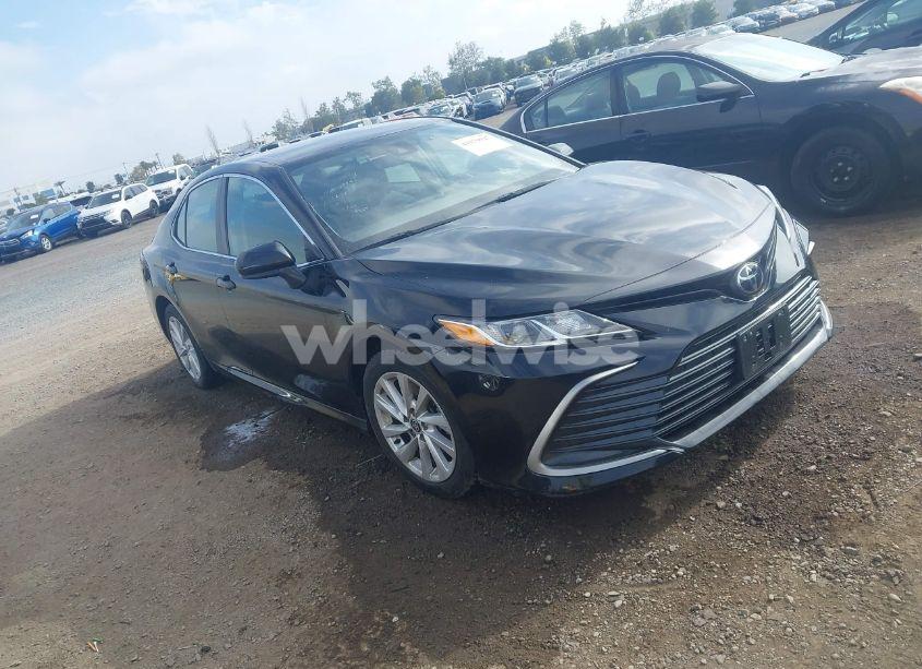 2023 Toyota Camry LE (VIN 4T1C11AK9PU128591) main photo