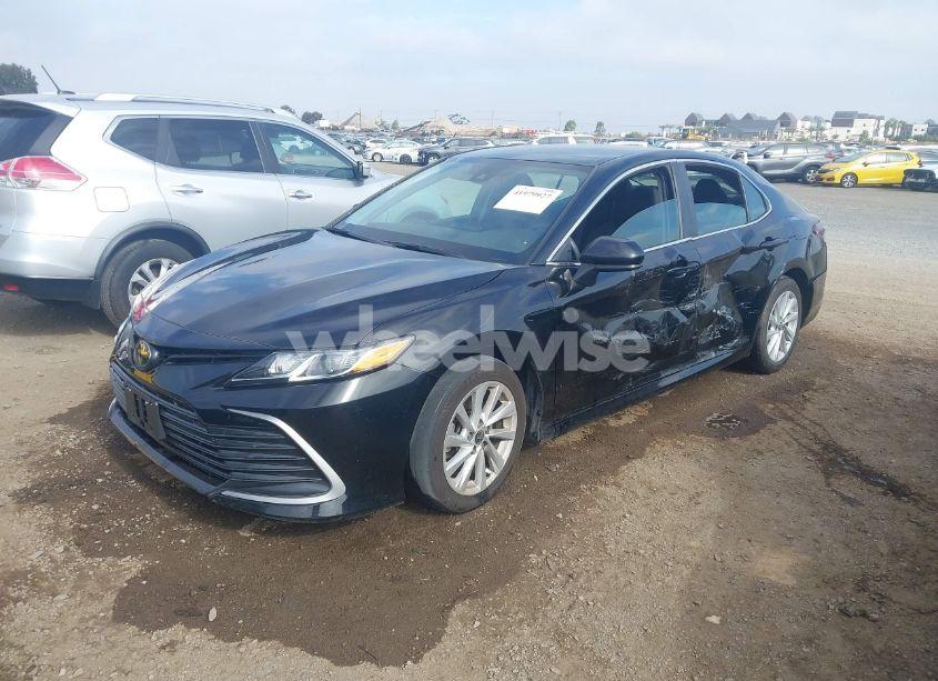 Photo 2 of 2023 Toyota Camry LE (VIN 4T1C11AK9PU128591)