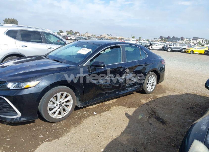 Photo 6 of 2023 Toyota Camry LE (VIN 4T1C11AK9PU128591)