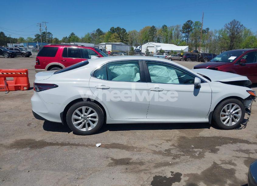 Photo 13 of 2023 Toyota Camry LE (VIN 4T1C11AK9PU142300)