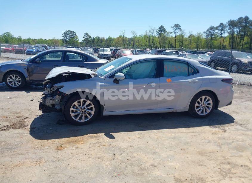 Photo 14 of 2023 Toyota Camry LE (VIN 4T1C11AK9PU142300)