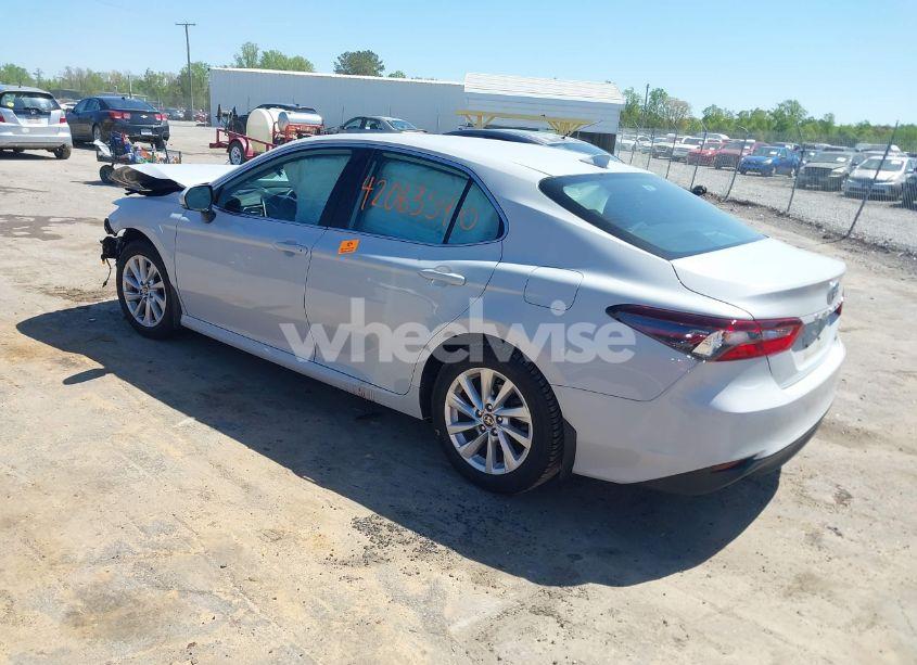 Photo 3 of 2023 Toyota Camry LE (VIN 4T1C11AK9PU142300)