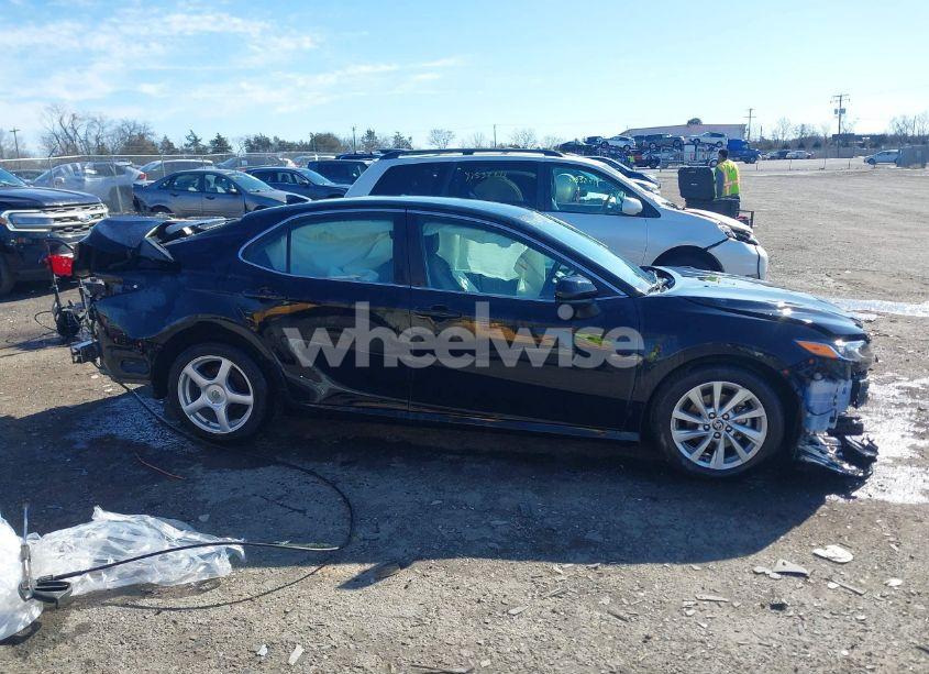 Photo 14 of 2023 Toyota Camry LE (VIN 4T1C11AK9PU165981)