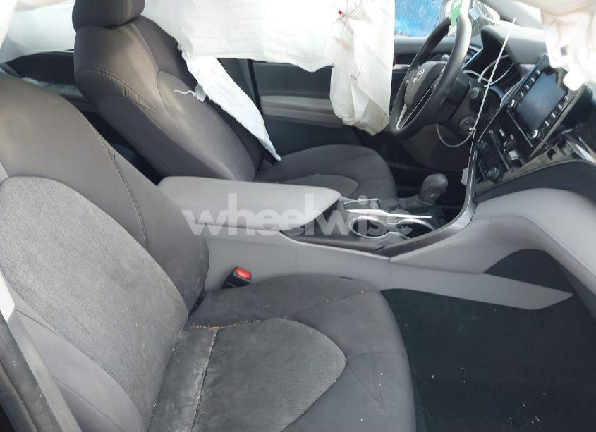 Photo 5 of 2023 Toyota Camry LE (VIN 4T1C11AK9PU165981)