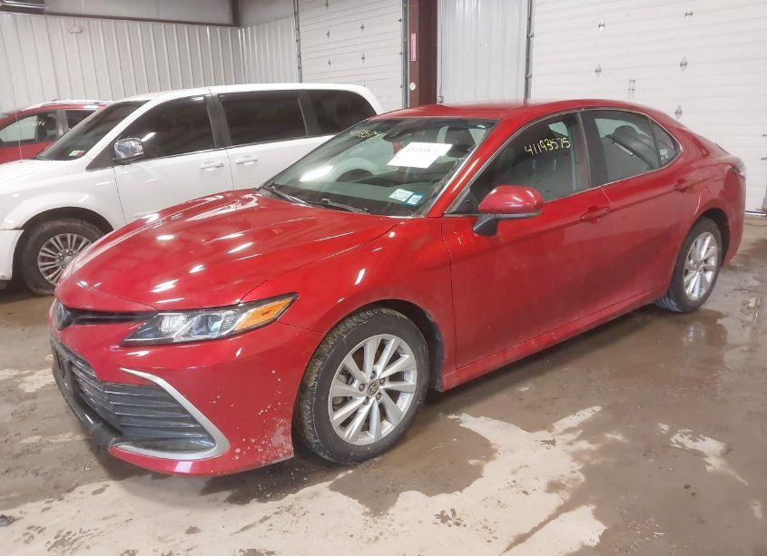 Photo 2 of 2023 Toyota Camry LE (VIN 4T1C11AK9PU171876)