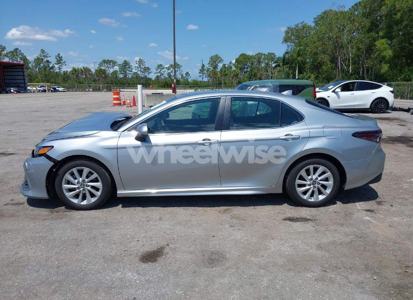 Photo 14 of 2023 Toyota Camry LE (VIN 4T1C11AK9PU746395)