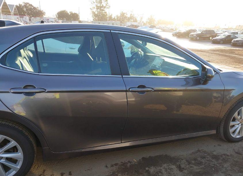 Photo 13 of 2024 Toyota Camry LE (VIN 4T1C11AK9RU193413)