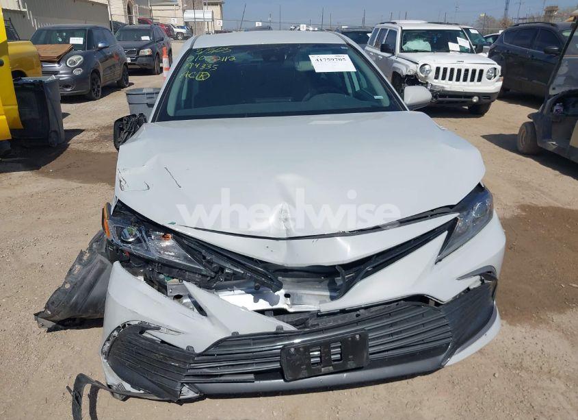 Photo 12 of 2024 Toyota Camry LE (VIN 4T1C11AK9RU194335)