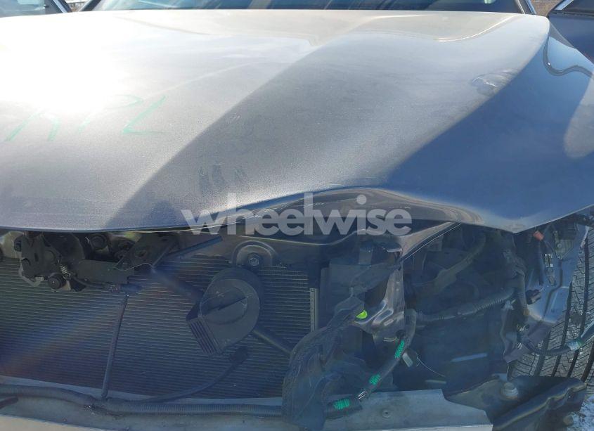 Photo 19 of 2020 Toyota Camry LE (VIN 4T1C11AKXLU335999)