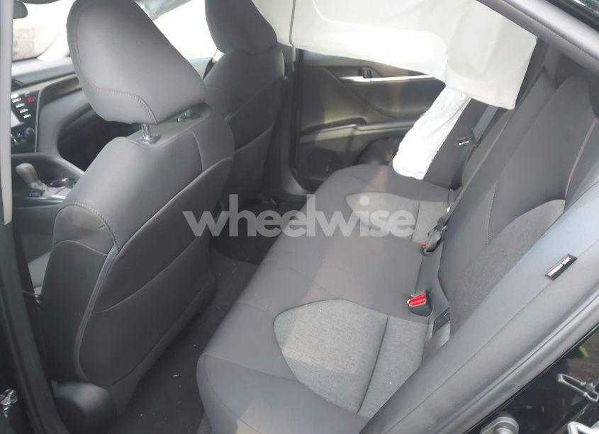 Photo 8 of 2020 Toyota Camry LE (VIN 4T1C11AKXLU871075)