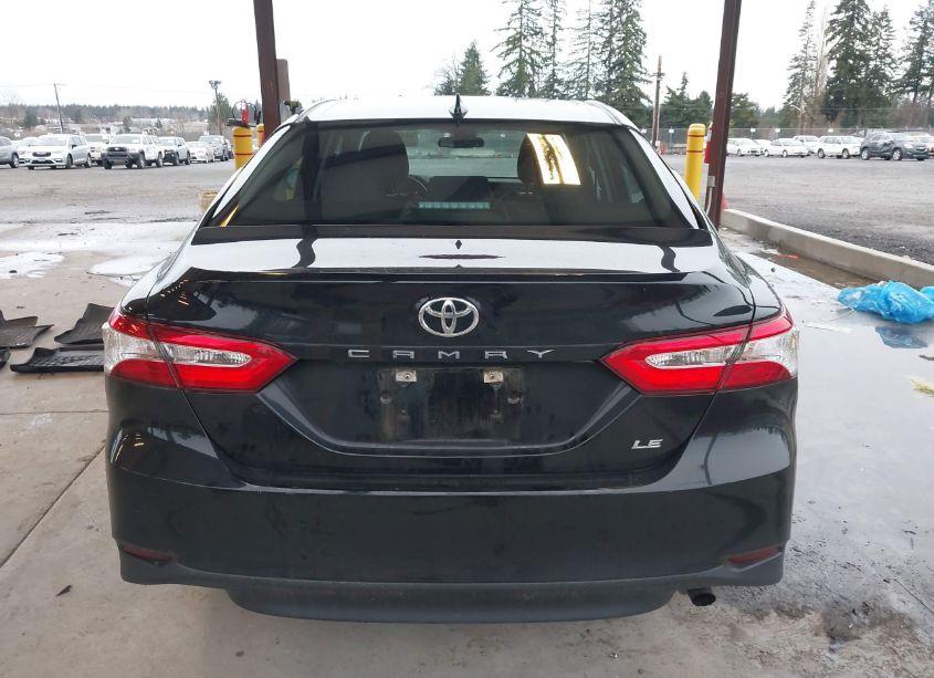 Photo 16 of 2020 Toyota Camry LE (VIN 4T1C11AKXLU949211)