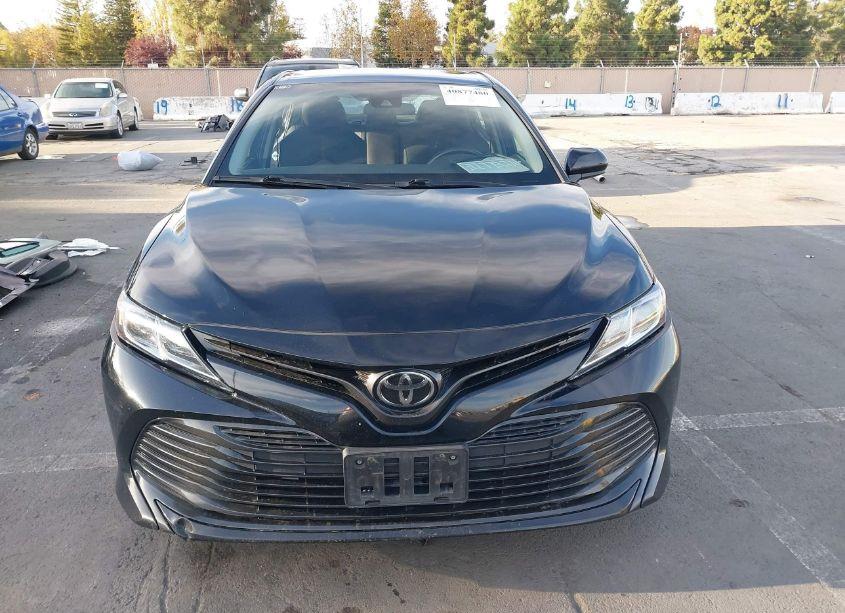 Photo 13 of 2020 Toyota Camry LE (VIN 4T1C11AKXLU960175)
