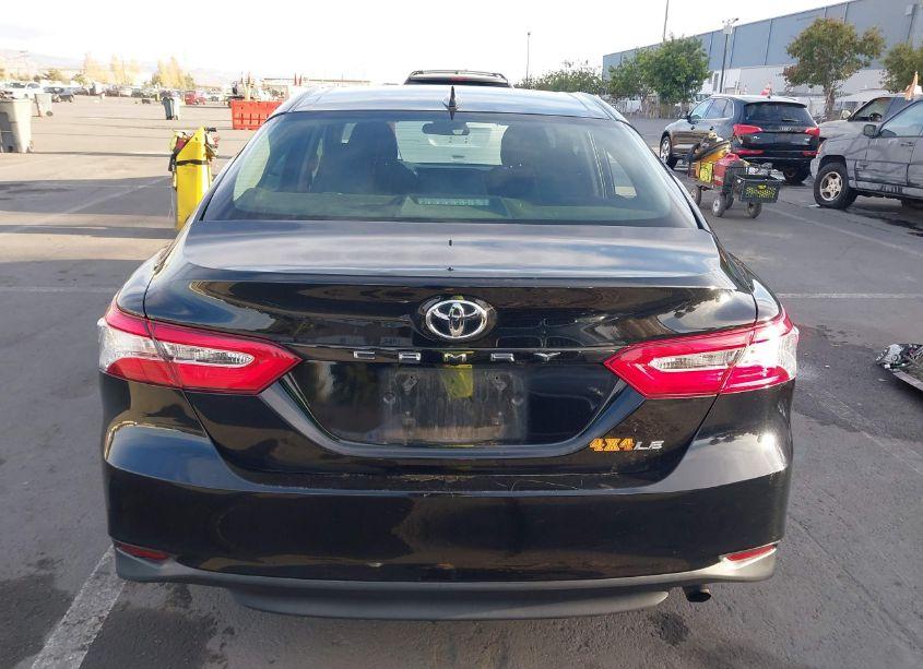 Photo 17 of 2020 Toyota Camry LE (VIN 4T1C11AKXLU960175)