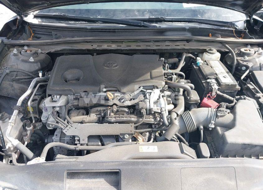 Photo 10 of 2020 Toyota Camry LE (VIN 4T1C11AKXLU969572)