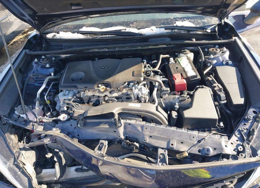 Photo 10 of 2021 Toyota Camry LE (VIN 4T1C11AKXMU436719)