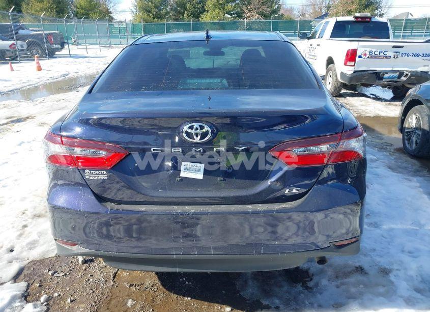 Photo 16 of 2021 Toyota Camry LE (VIN 4T1C11AKXMU436719)