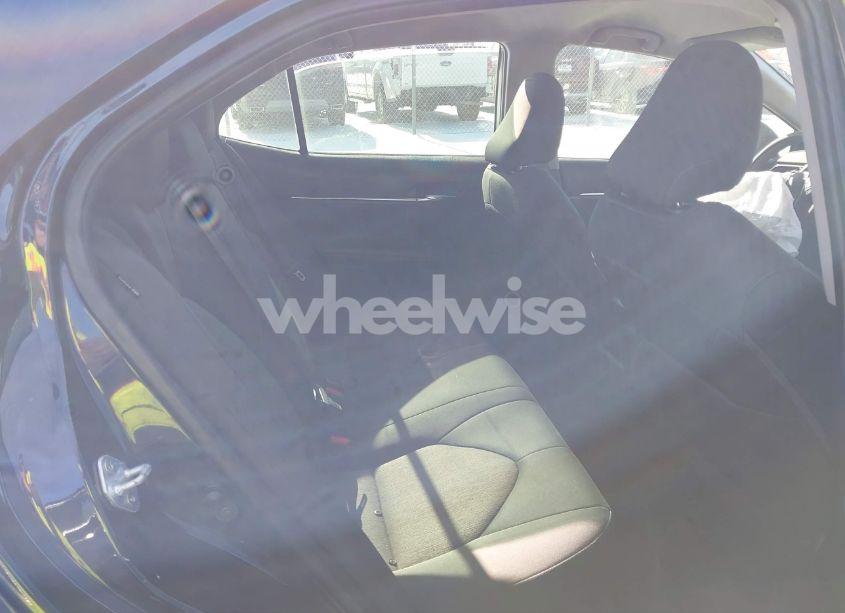 Photo 8 of 2021 Toyota Camry LE (VIN 4T1C11AKXMU436719)