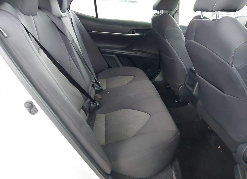 Photo 8 of 2021 Toyota Camry LE (VIN 4T1C11AKXMU541938)