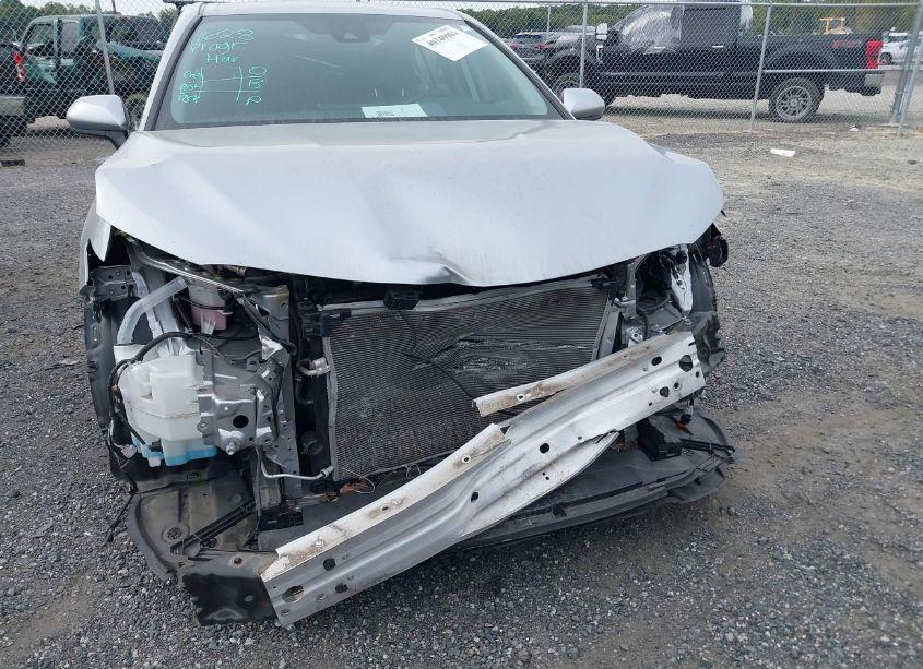 Photo 6 of 2021 Toyota Camry LE (VIN 4T1C11AKXMU587494)