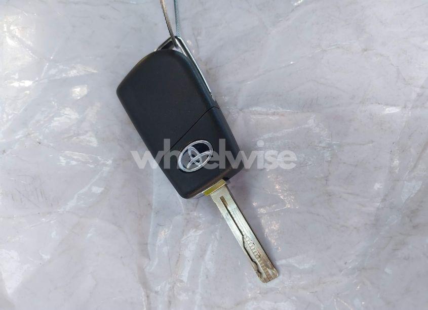 Photo 11 of 2022 Toyota Camry LE (VIN 4T1C11AKXNU047824)