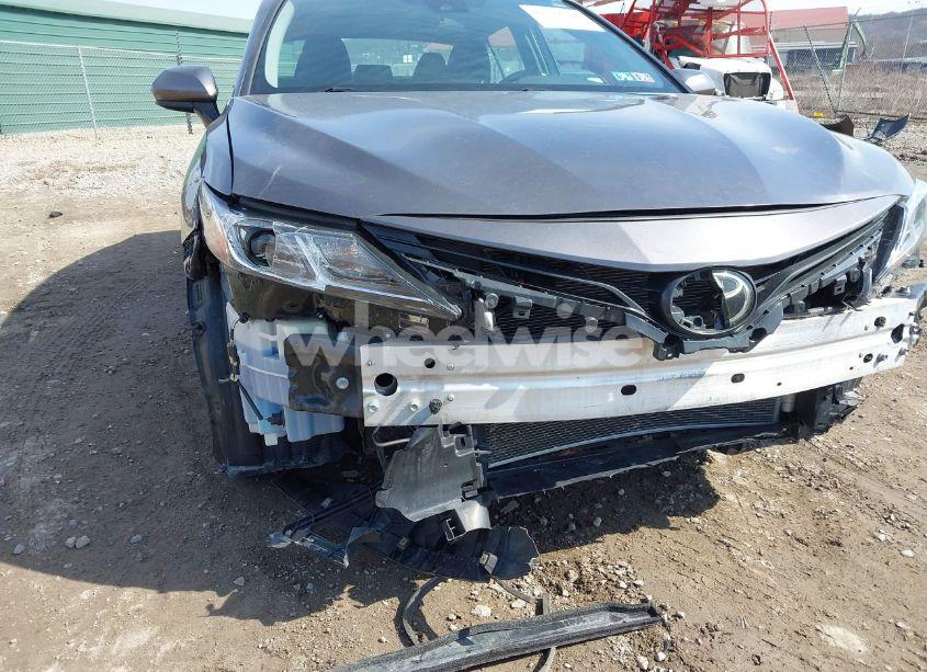Photo 6 of 2022 Toyota Camry LE (VIN 4T1C11AKXNU679870)