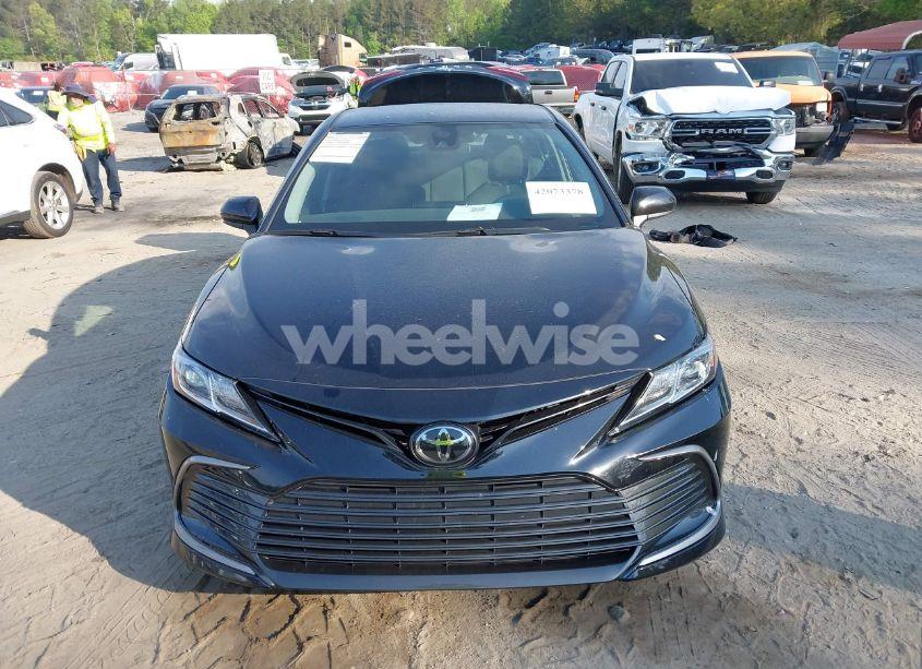 Photo 13 of 2023 Toyota Camry LE (VIN 4T1C11AKXPU111377)
