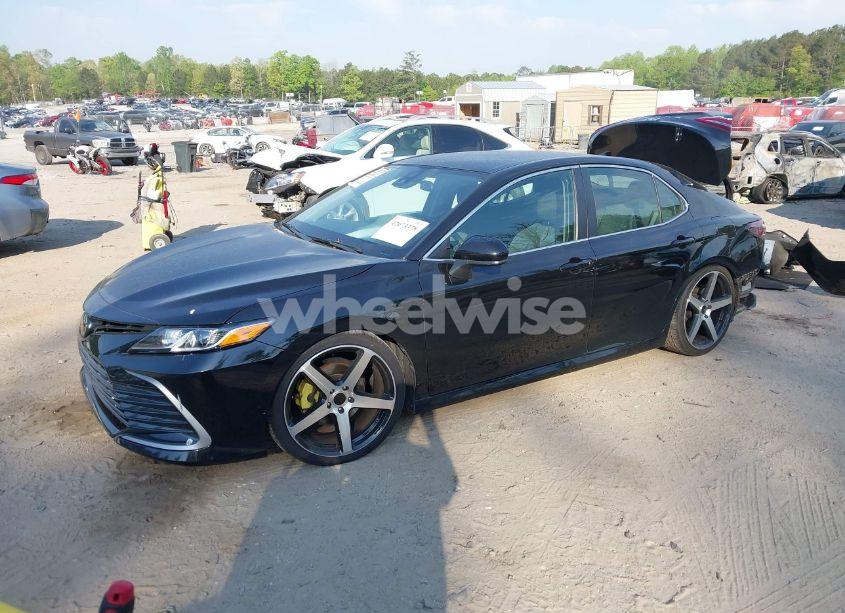 Photo 2 of 2023 Toyota Camry LE (VIN 4T1C11AKXPU111377)